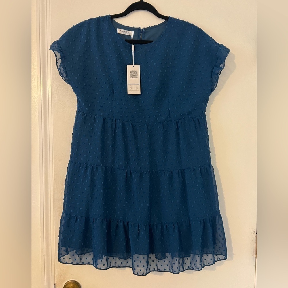 NWT vibrant blue flowy dress size M (F105)